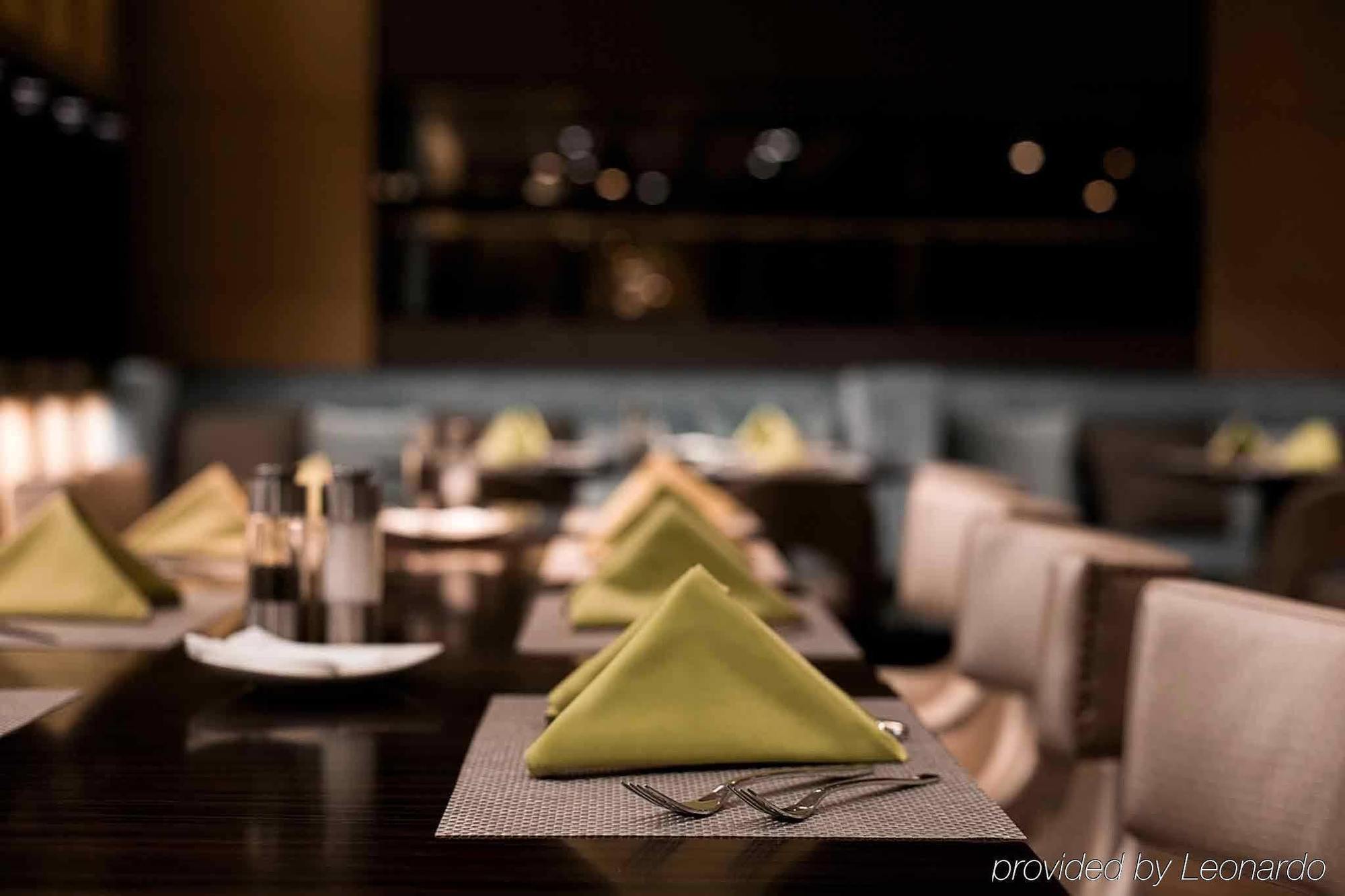 Pullman Shanghai Xuhui Экстерьер фото